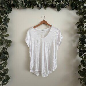Cotton On V-Neck Short Sleeve Shirt White NWT Women’s Size S